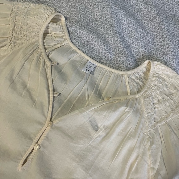 Blouse with smocked/pleated shoulder detail - Picture 2 of 7